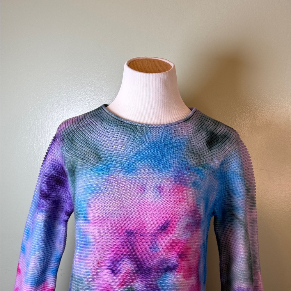 Colorful Tie-Dye Ribbed sweater - Picture 2 of 7